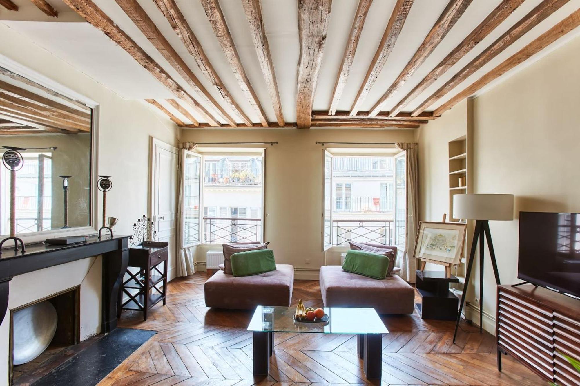 Palais Garnier & Place Vendome - 2br - Cityapartmentstay Parijs